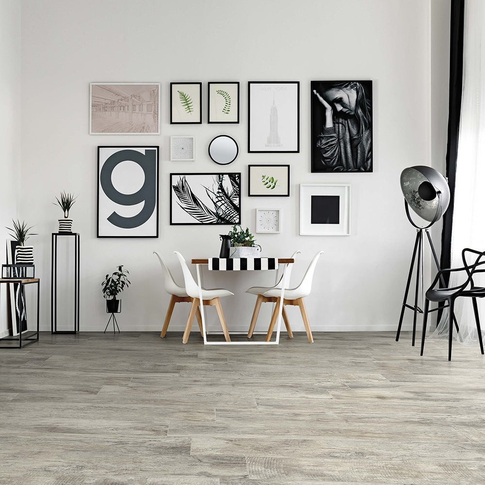 Savoia Vintage Bianco 8"x48"